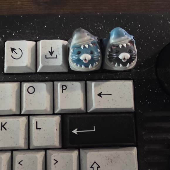 Custom wired keyboard - Picture 2 of 2